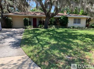 1711 Laurie Ln, Belleair, FL 33756