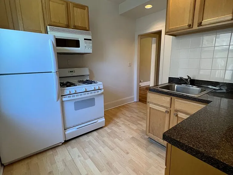 2247 Ridge Ave — Photo 1