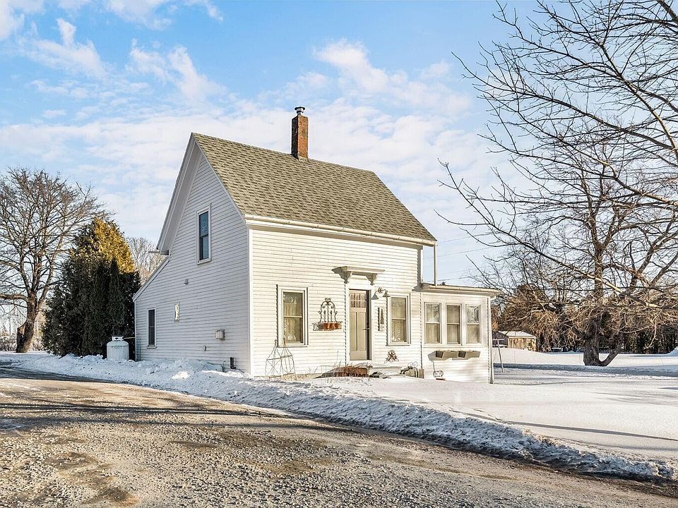 1st image of 672 Spruce Head Road