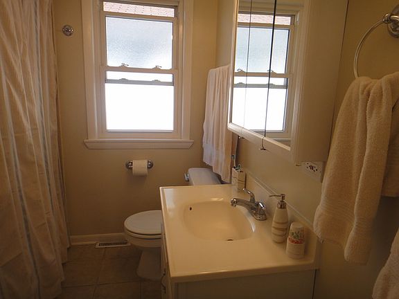 4th image of 6120 W Bryn Mawr Ave