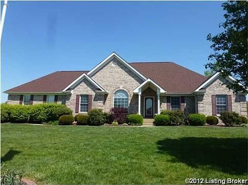 1st image of 332 Blackberry Cir