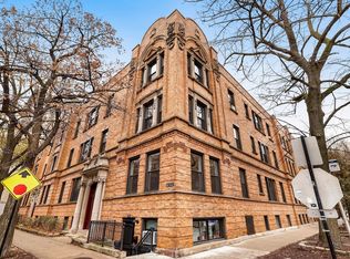 529 W Surf St APT 2, Chicago, IL 60657
