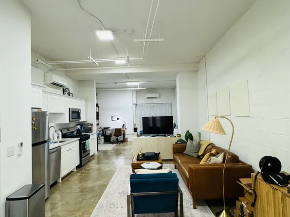 143 Newark Ave #202, Jersey City, NJ 07302