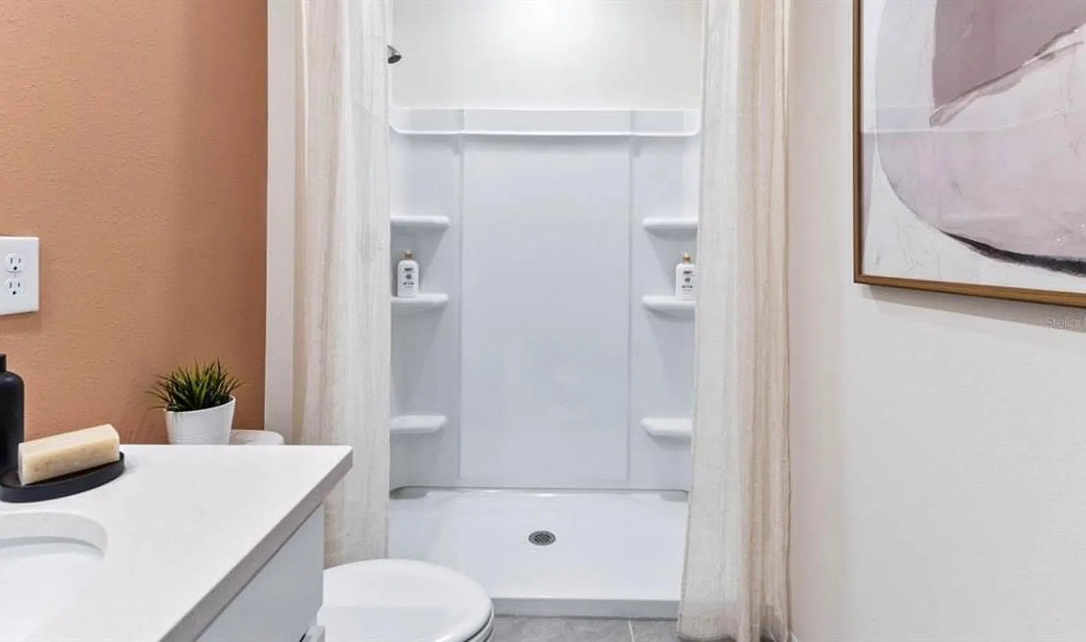 3 bed, 1463 sqft, $2,099 — Photo 3