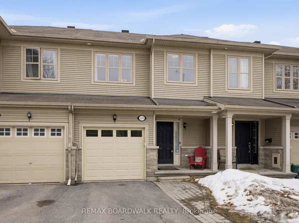 110 Prem Cir, Ottawa, ON K2J 0C5