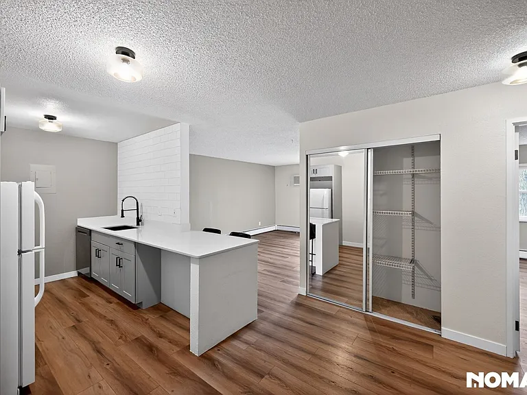 1250 Golden Cir #212 — Photo 5