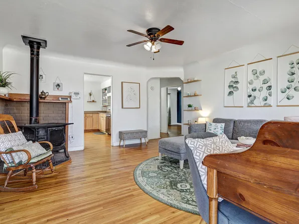 936 Palomas Dr SE, Albuquerque, NM 87108