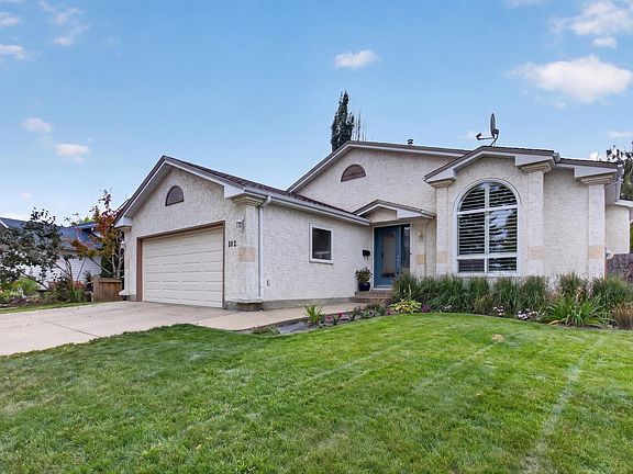 3rd image of 102 Coachman Way