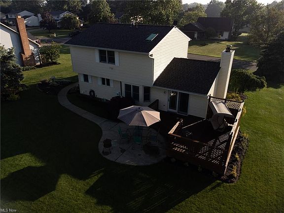 5th image of 3878 Oakridge Dr NE