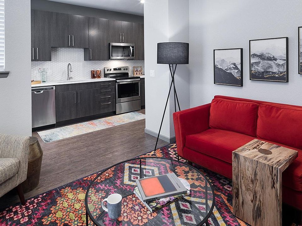 1st image of 2251 Glenarm Pl #4