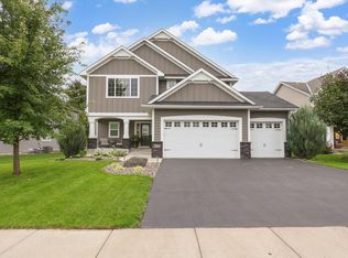 6119 151st St, Savage, MN 55378