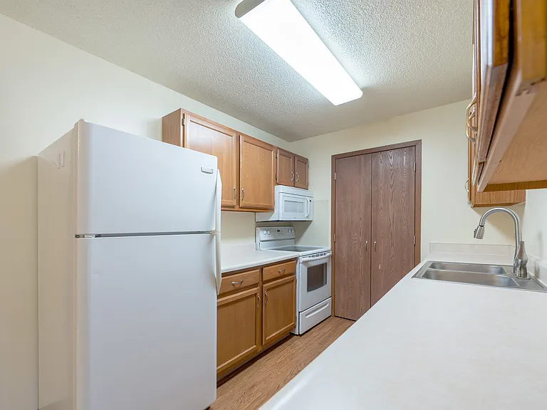Spruce Pointe — Photo 6