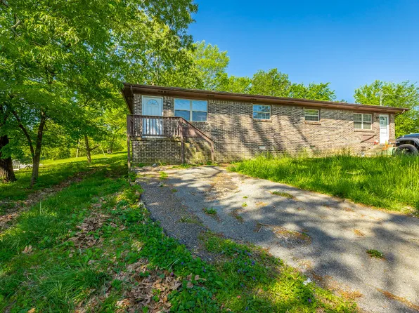 201 Chestnut St, Rossville, GA 30741