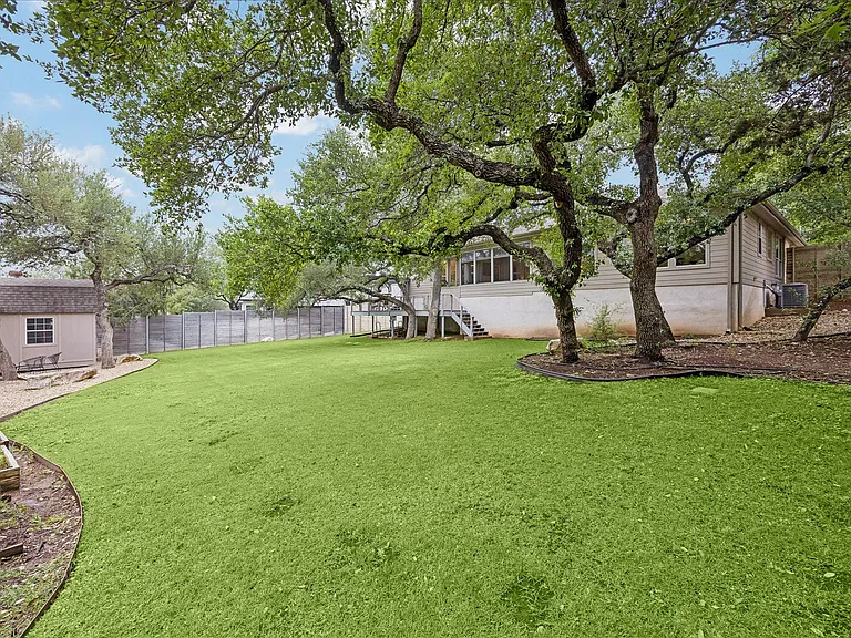 313 S Flamingo Dr — Photo 5