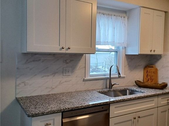 2nd image of 30334 Royalview Dr