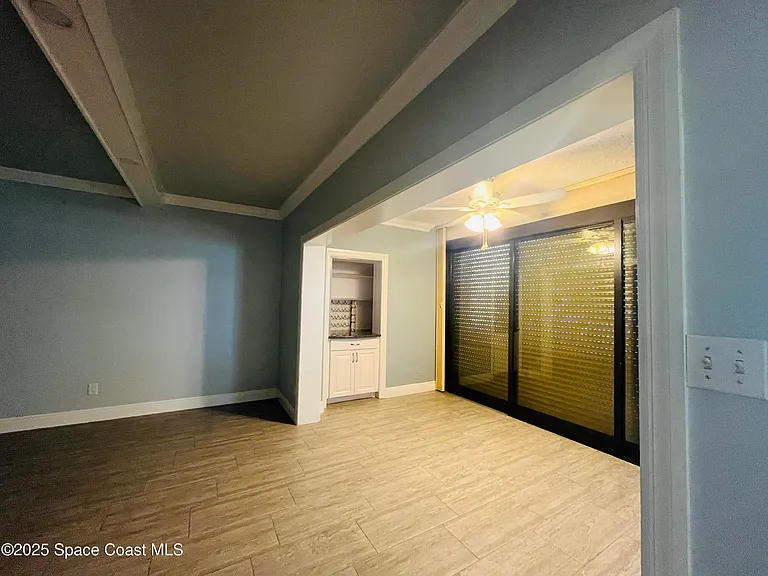115 N Indian River Dr #109 — Photo 13