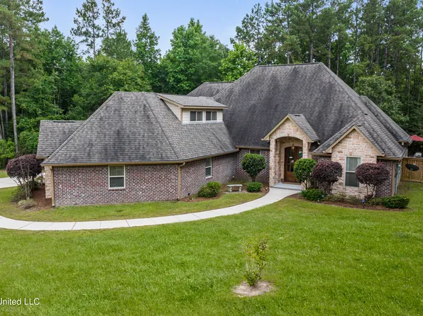 11752 Honey Bear Ln, Saucier, MS 39574