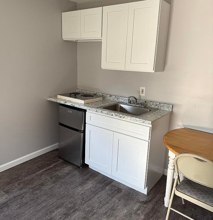1st image of 72 Broadway #13
