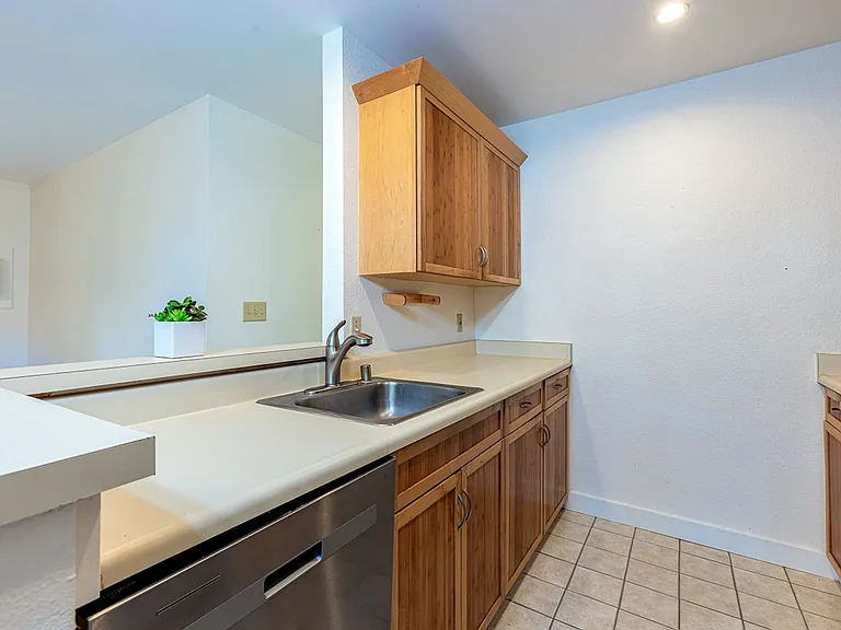 160 Keonekai Rd #18-202 — Photo 10
