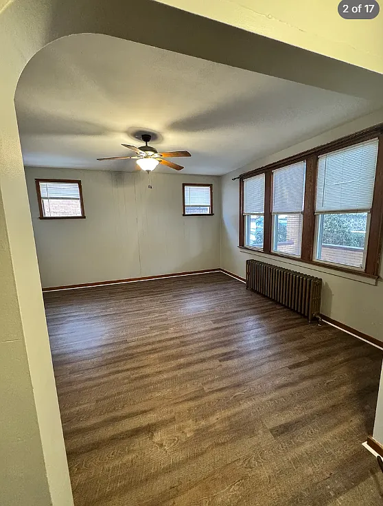2 bed, 1024 sqft, $900 — Photo 2