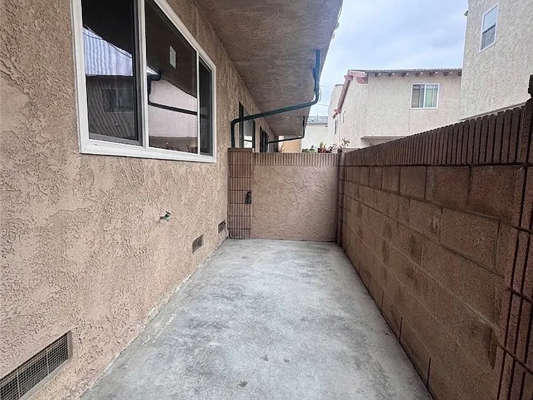 2615 Curtis Ave #B — Photo 5