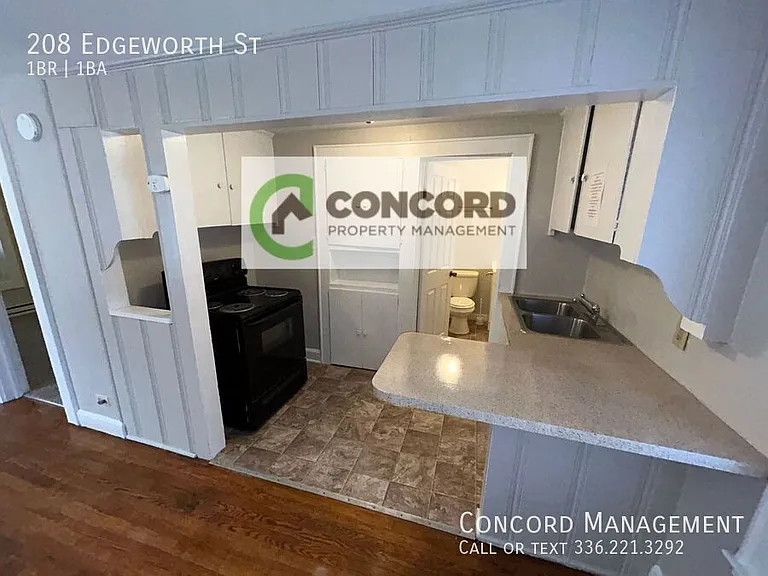 208 Edgeworth St — Photo 4