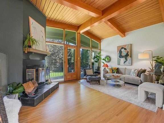 5th image of 80 S Westover Dr SW