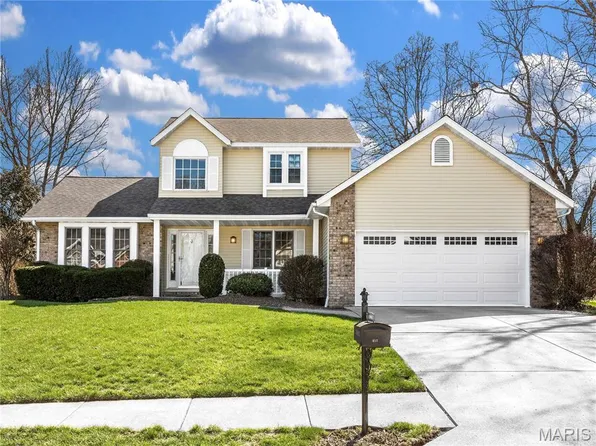 417 Alderwood Ct, Edwardsville, IL 62025