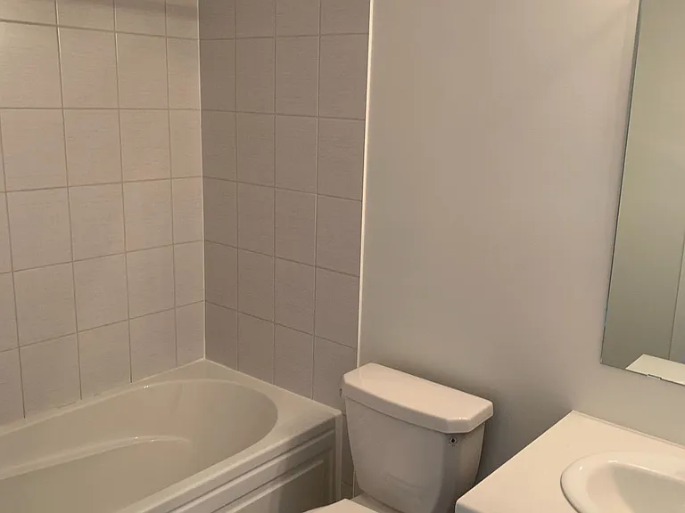 3556 Colonial Dr W #5 — Photo 9