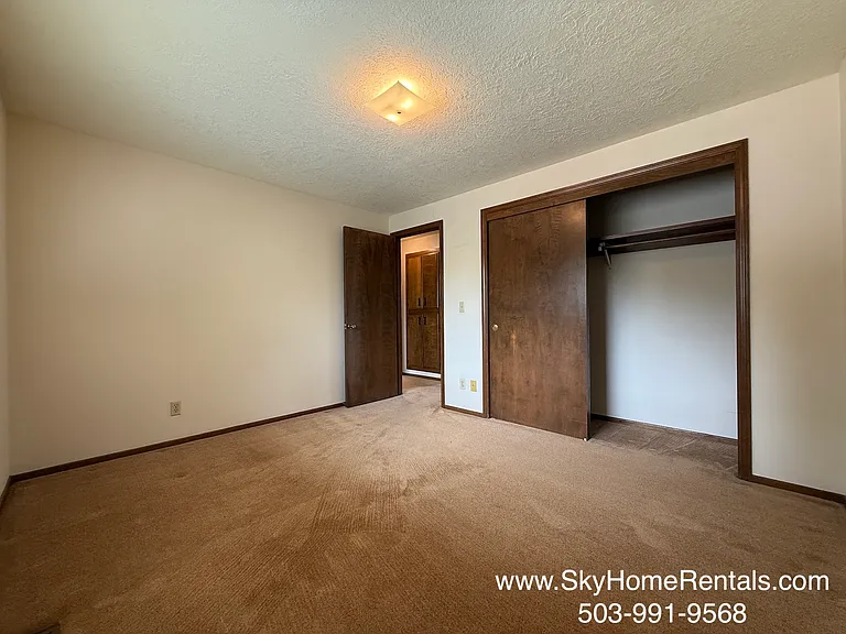 4954 Joien Ct S — Photo 11