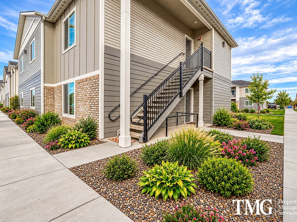 Ridgecrest Apartments