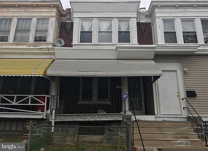1st image of 1264 E Stafford St