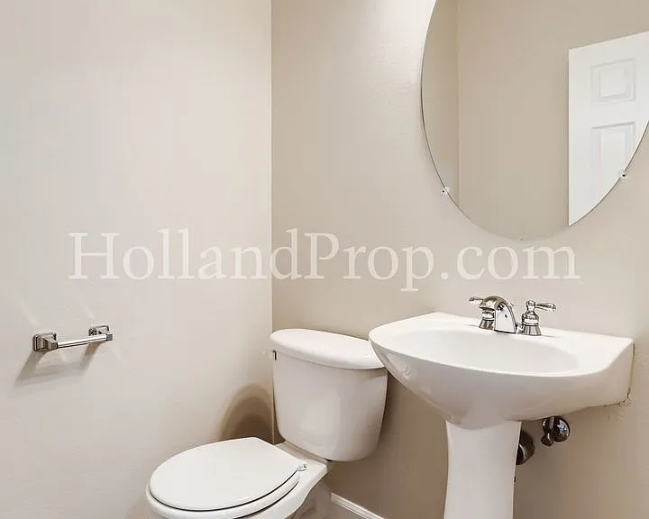 4815 SE Teakwood St — Photo 17