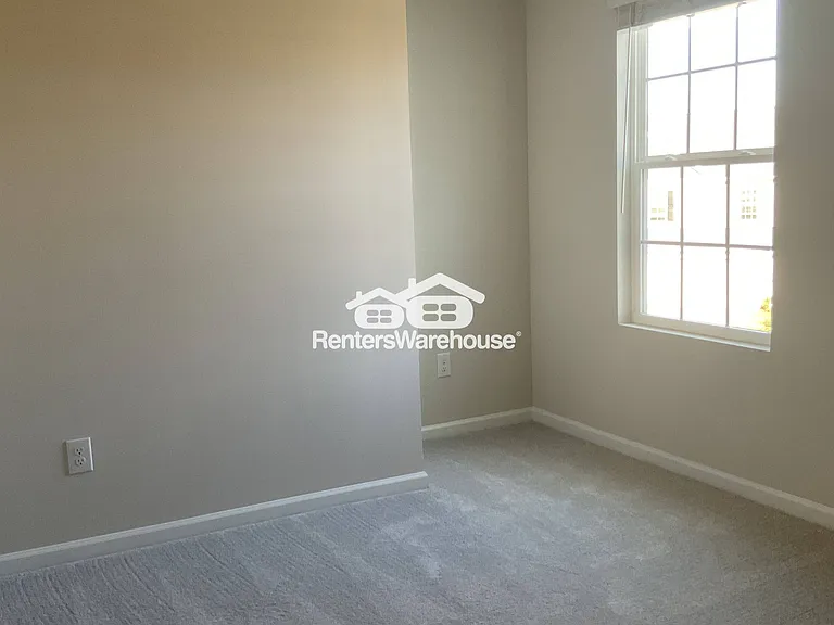 10203 Chatham Run Ln — Photo 19