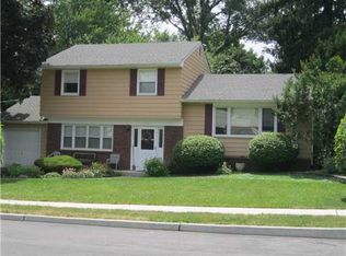 242 Clinton Rd, North Brunswick, NJ 08902