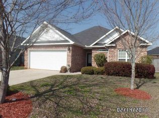 225 Amber Dr, Byron, GA 31008