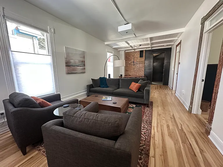 22 W Lamme St — Photo 3