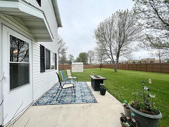 3rd image of 645 12 1/2 Ave E