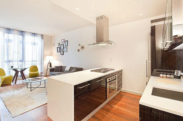 Rented by Citi Habitats | media 8