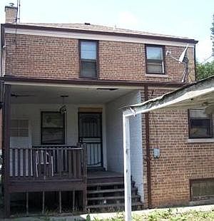 2nd image of 6201 S Washtenaw Ave