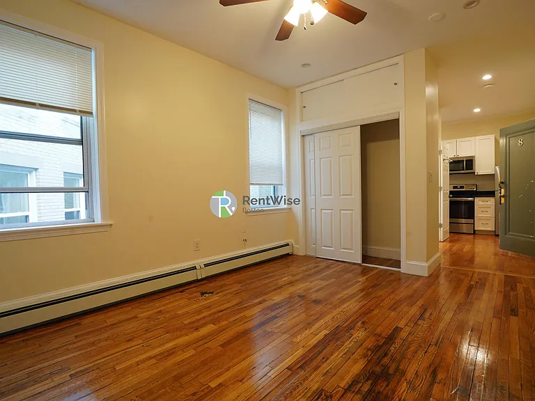 1844 Commonwealth Ave #8 — Photo 4