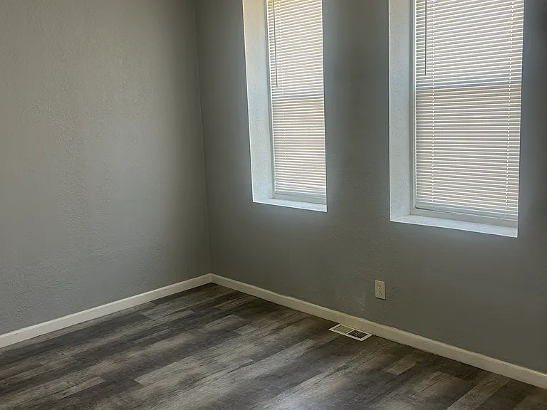 6264 Gravois Ave — Photo 5