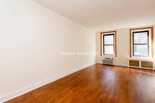 Rented by Mirador Real Estate | media 3