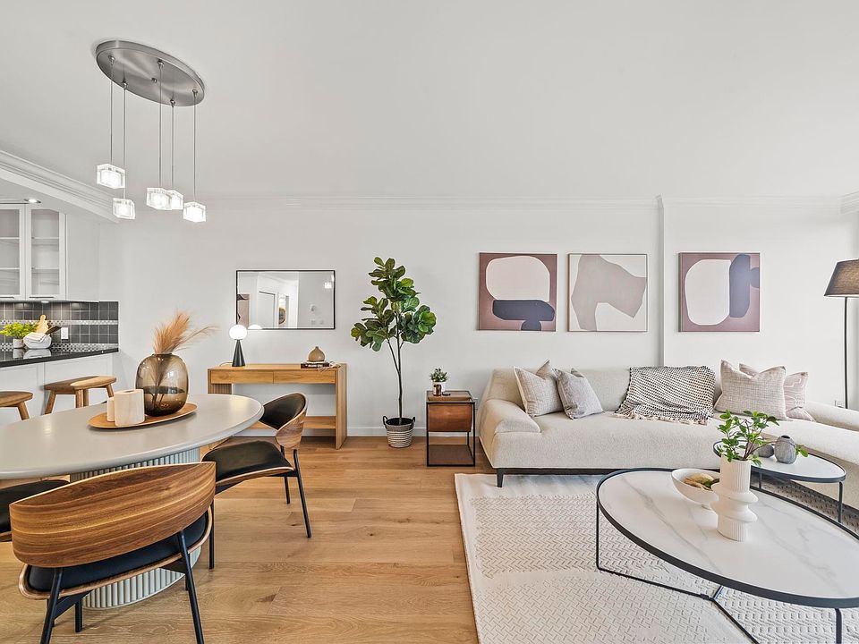 1st image of 518 Moberly Rd #809