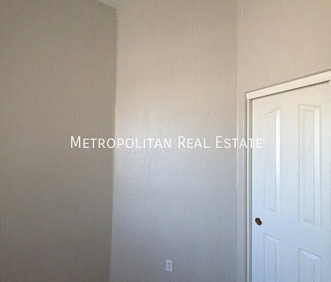 3135 N 127th Ave — Photo 18