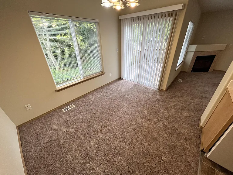 414 91st Ave SE #B — Photo 12