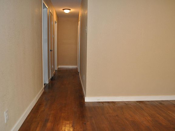 5th image of 115 Flowers St