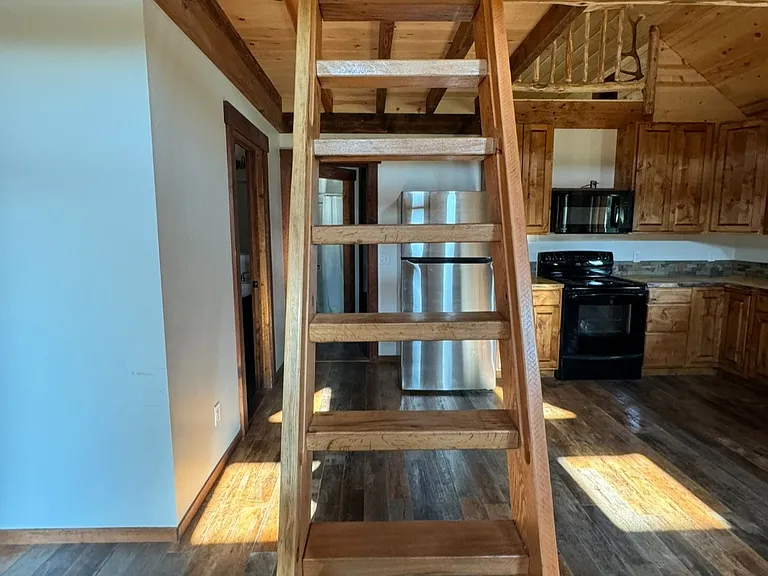 54 Shadow Valley Ln — Photo 3