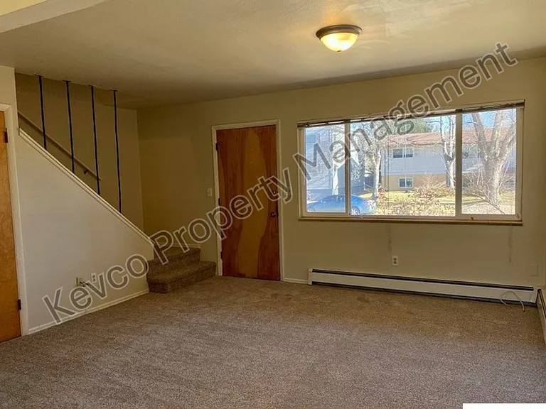 1101 Ponderosa Dr — Photo 32