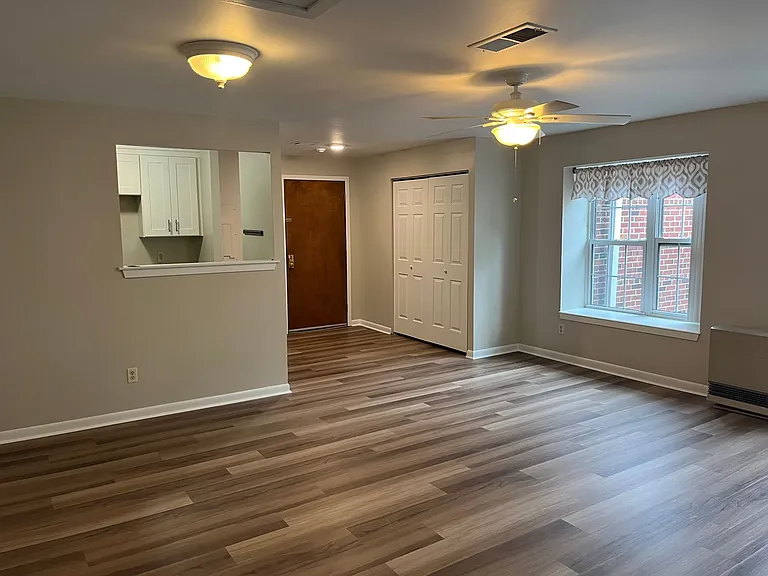 Washington Green Rentals — Photo 4